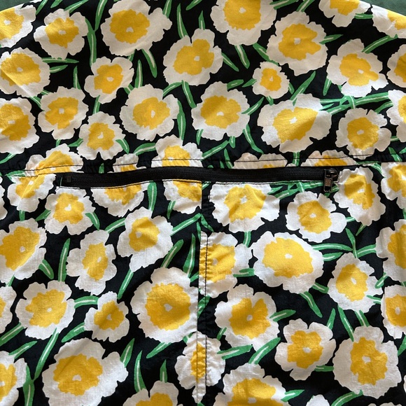 Floral Sleeveless Hooded Vest - Picture 4 of 4